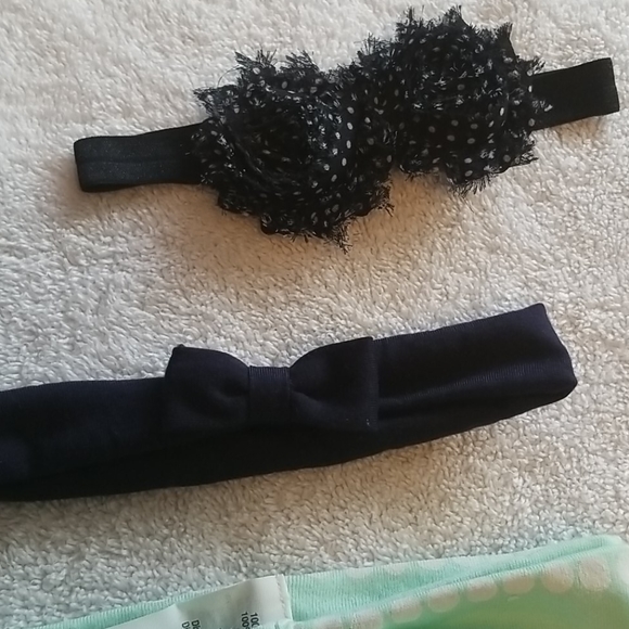 Free w/ $15+ purchase Infant headbands Lot - Picture 2 of 6